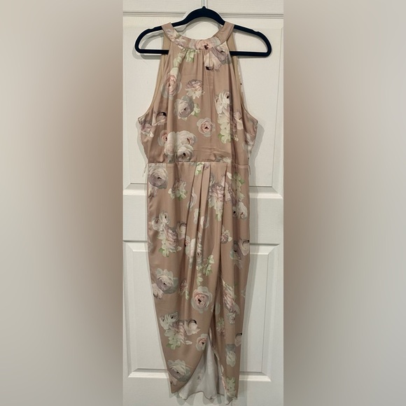 Suzy Shier Dresses & Skirts - Suzy Shier Floral Midi Dress - Cream and Pink